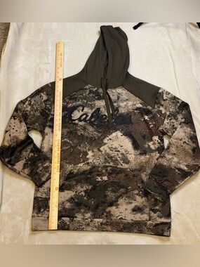 Cabela's Men's Camouflage Crewneck Hoodie in Olive and Brown